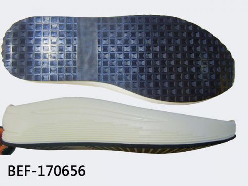 Natural rubber shoe sole